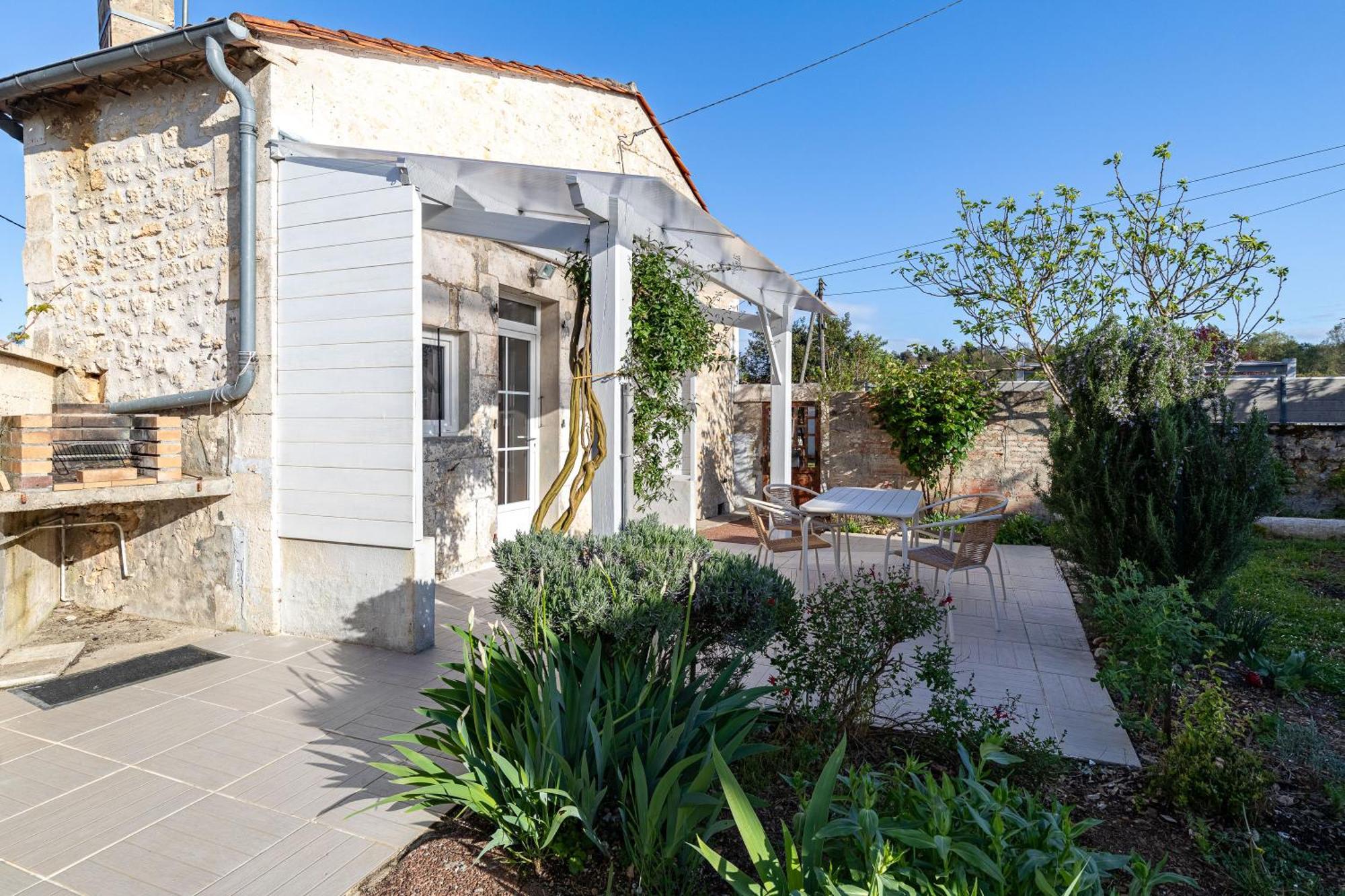 Belle Maison De Ville l'Isle-d'Espagnac 外观 照片